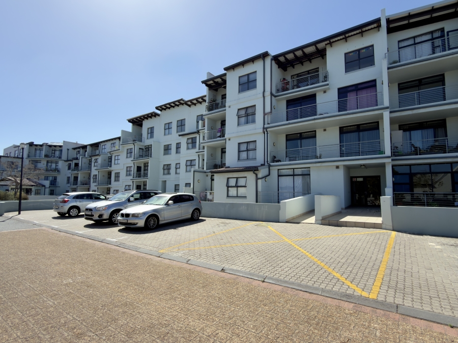 1 Bedroom Property for Sale in Royal Ascot Western Cape